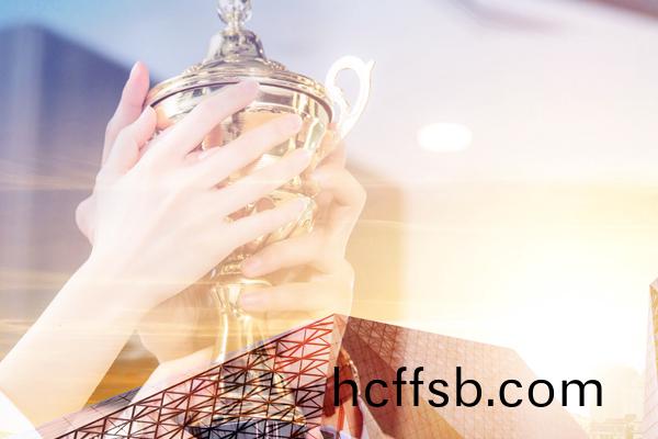 樑(liang)山(shan)瑞(rui)鼎(ding)防(fang)腐(fu)環(huán)保(bao)設備(bei)有限公司