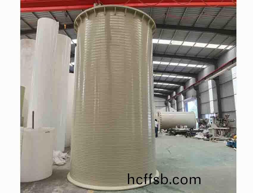 車(che)間(jian)1檯(tai)儲(chǔ)鑵